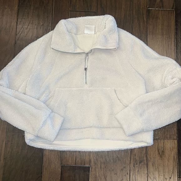 Lululemon scuba Sherpa style medium - Picture 1 of 2